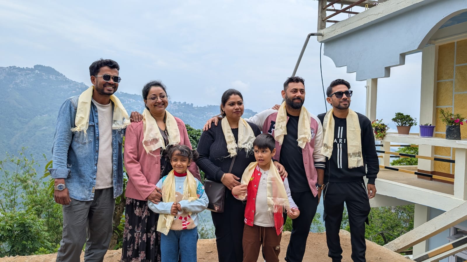 Homestay and mountain scenery